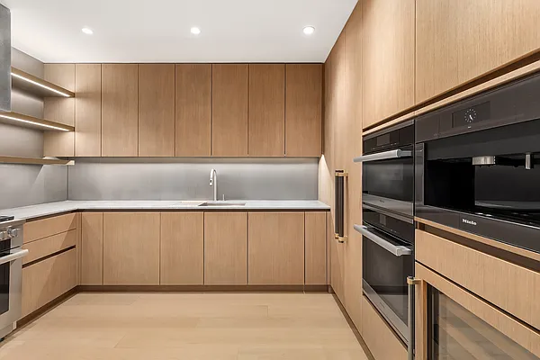 Rented by Douglas Elliman | media 23