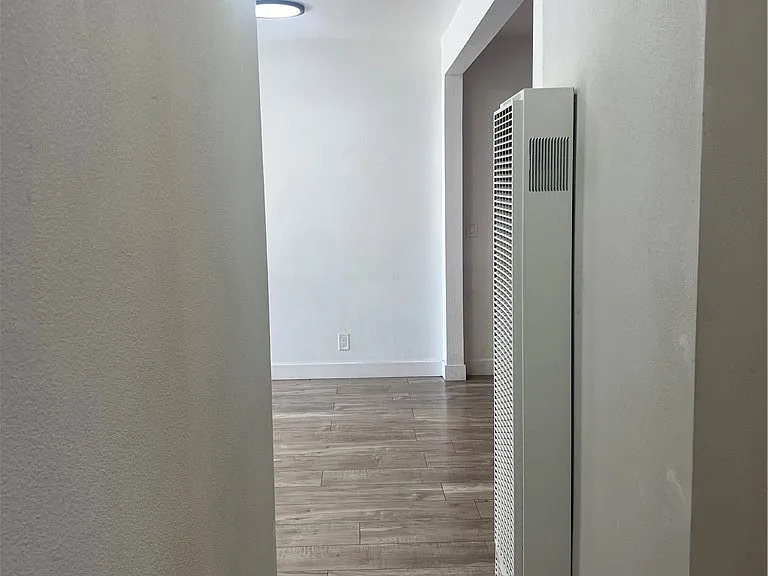 3951 Hammel St #1/2 — Photo 5