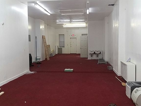 3rd image of 11633 Sutphin Blvd