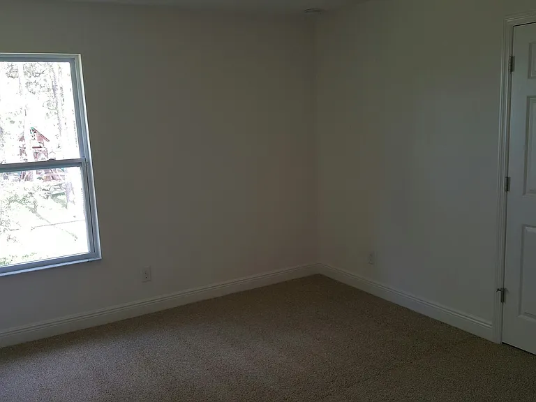 1065 Vinsetta Cir — Photo 12
