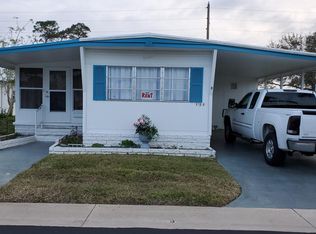 8 Drury Ln, Tarpon Springs, FL 34689