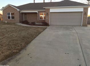 319 Orange Cv, Austin, AR 72007