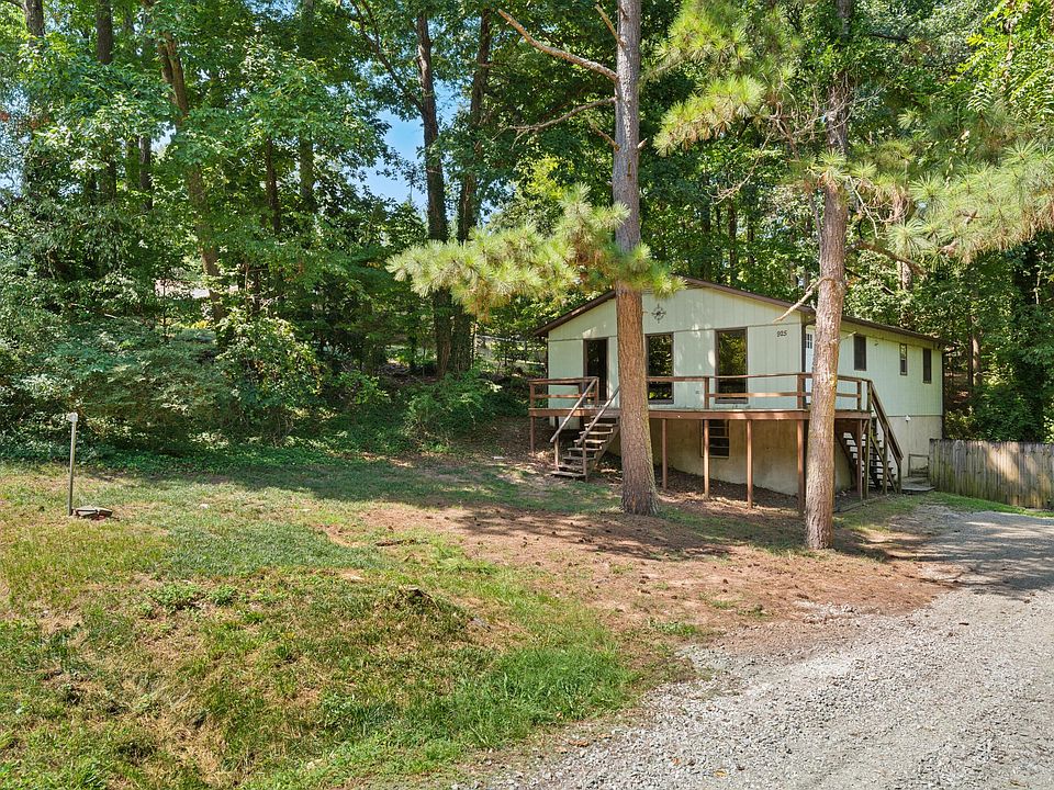 1st image of 925 Fleming Dr