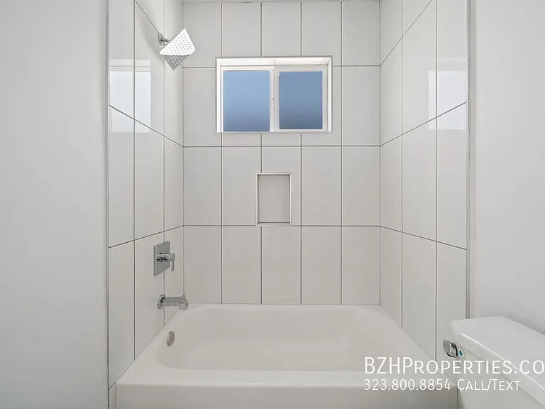 6338 Beck Ave #1/2 — Photo 10