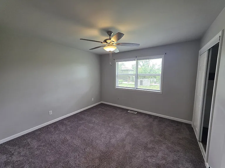 1204 NW 2nd St — Photo 11