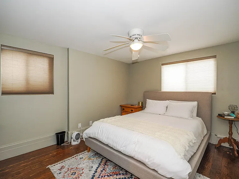 1244 E Malvern Ave — Photo 7