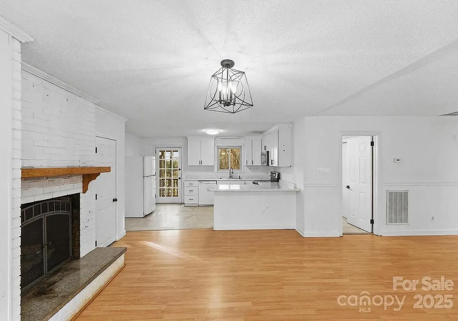 Room in 5 Bedroom Home at Cox Mill Rd — Photo 1