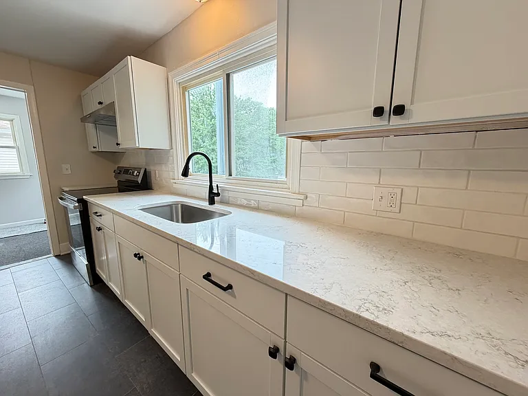 320 Chestnut St #2 — Photo 13