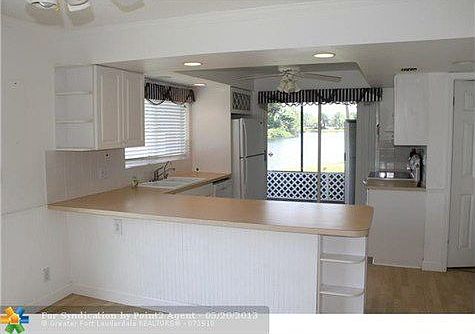 5th image of 244 Wimbledon Lake Dr