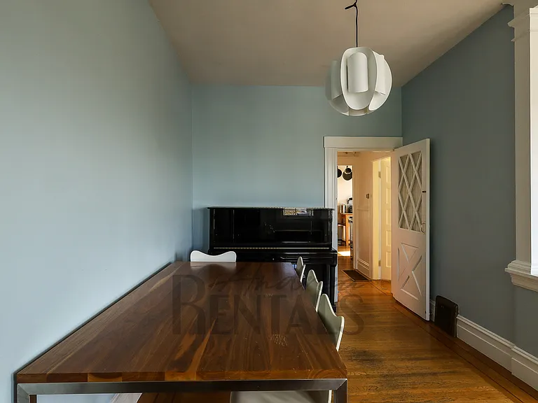 1029 Rhode Island St — Photo 13