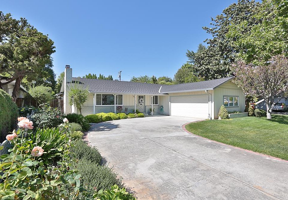 1st image of 1549 Larkspur Dr