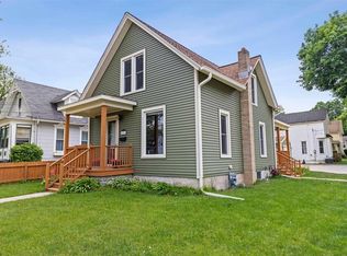 403 E 4th St, Belvidere, IL 61008