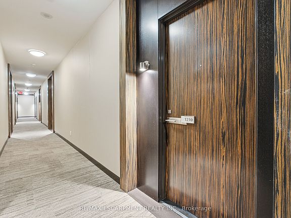 5th image of 277 S Park Rd #1210