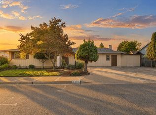 2047 Orr Ln, Eugene, OR 97405