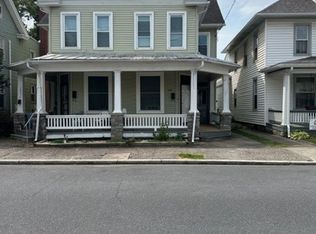 231-233 W High St, Hummelstown, PA 17036