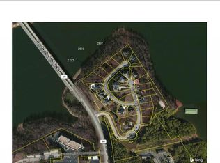 2795 NE Poin, Gainesville, GA 30501