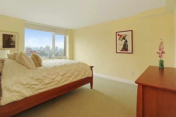 Sold by Corcoran | media 4