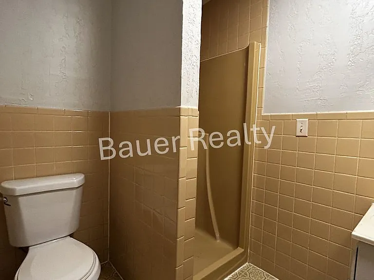43 E Main St — Photo 6