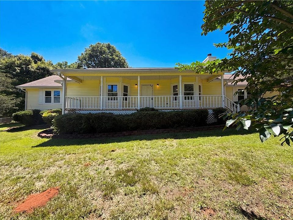 1st image of 115 Briarwood Pl