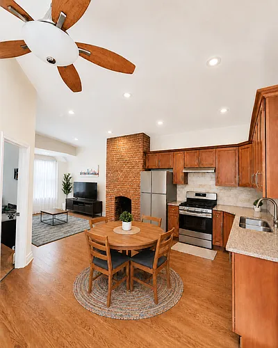244 Whiton St #2 Photo 1
