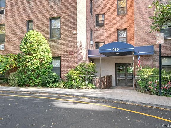 3rd image of 620 Pelham Road #6G