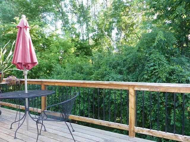 1st image of 103 River Woods Ln