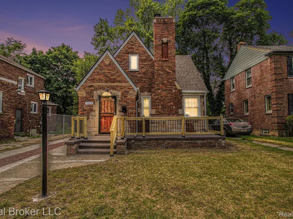 15763 Mansfield St, Detroit, MI 48227
