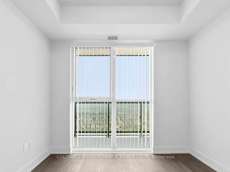 2550 Simcoe St N #2304 — Photo 16