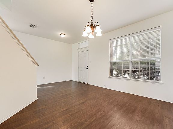 3rd image of 4241 Enchanted Rock Ln