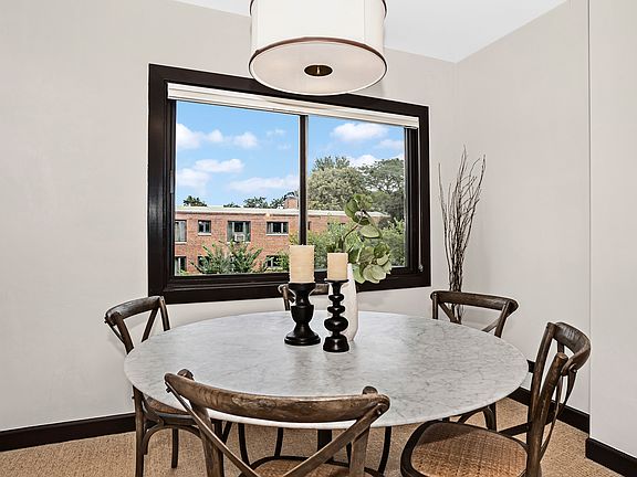 4th image of 5511 S University Ave #301
