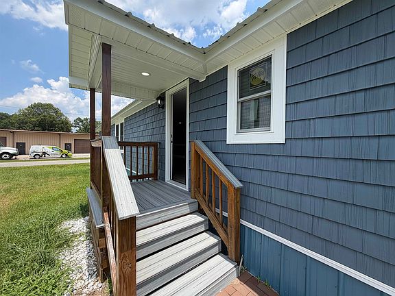 2nd image of 2492 Leaf Terrace