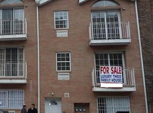 676-682 E 233rd St, Bronx, NY 10466