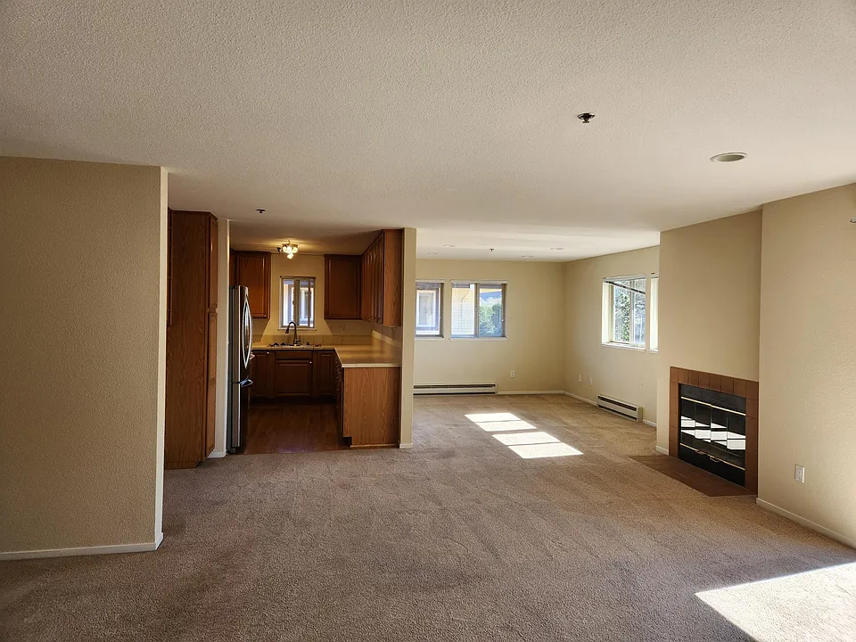 3771 Rio Rd #312