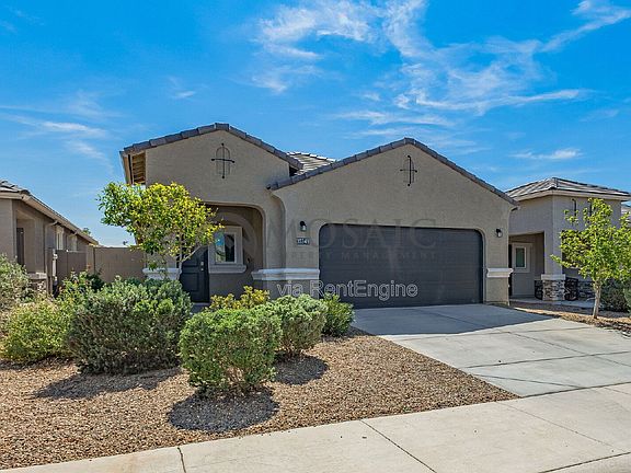 4th image of 35349 W San Alvarez Ave