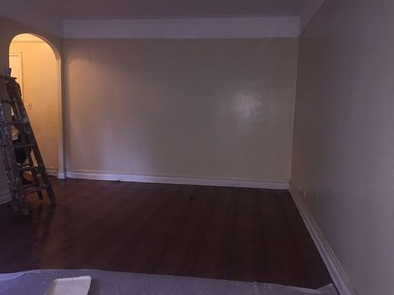 2nd image of 31 E 21st St APT 5A