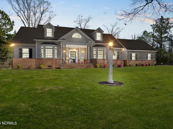 7368 Huddlestone Road, Bailey, NC 27807