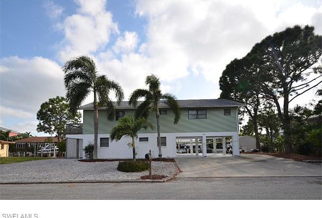 1st image of 3667 Clipper Ln