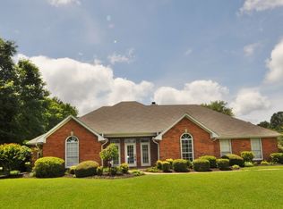 829 Highland Park Dr, Tupelo, MS 38801