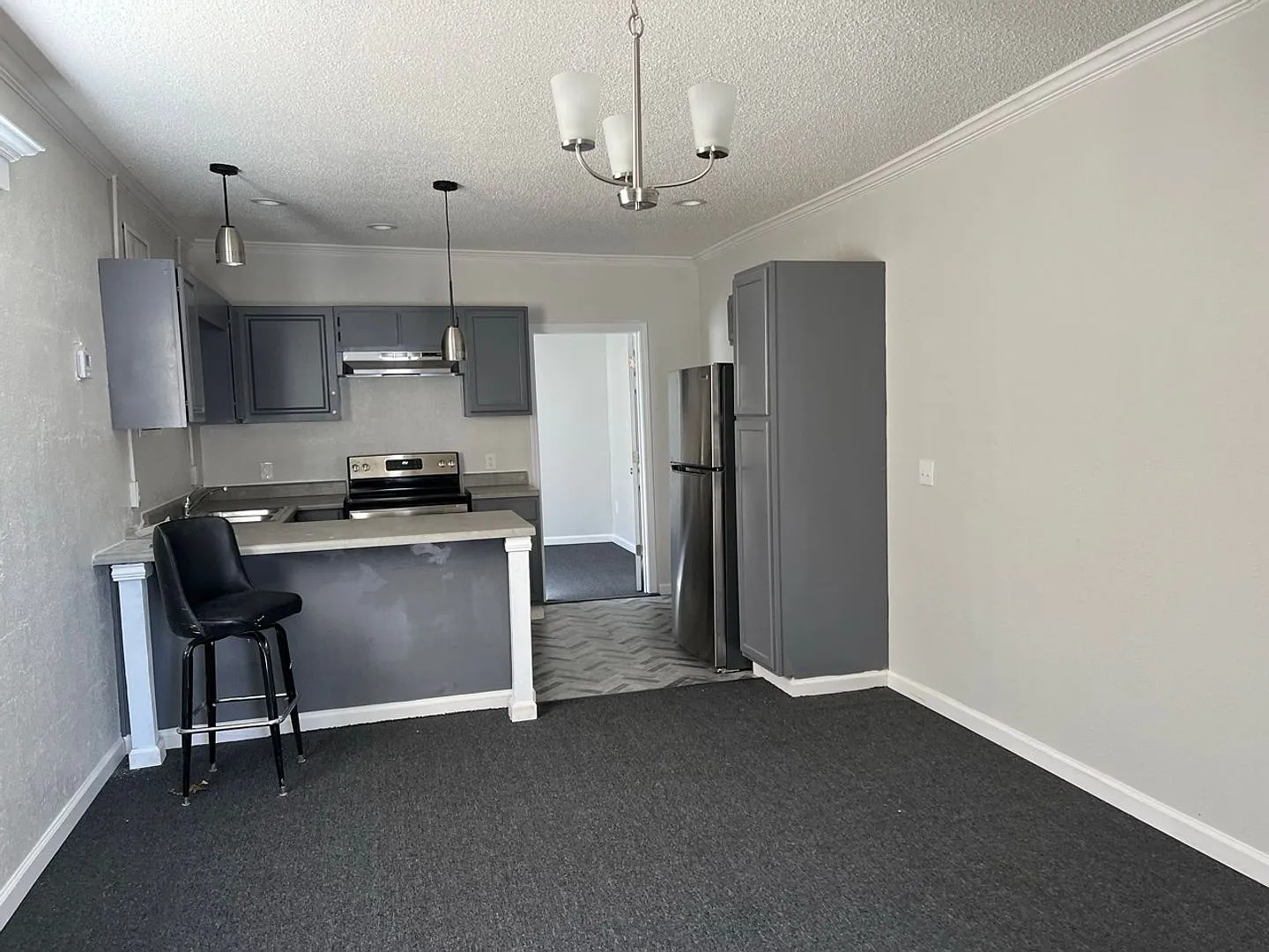 1 bedroom apartment all inclusive rent — Photo 1