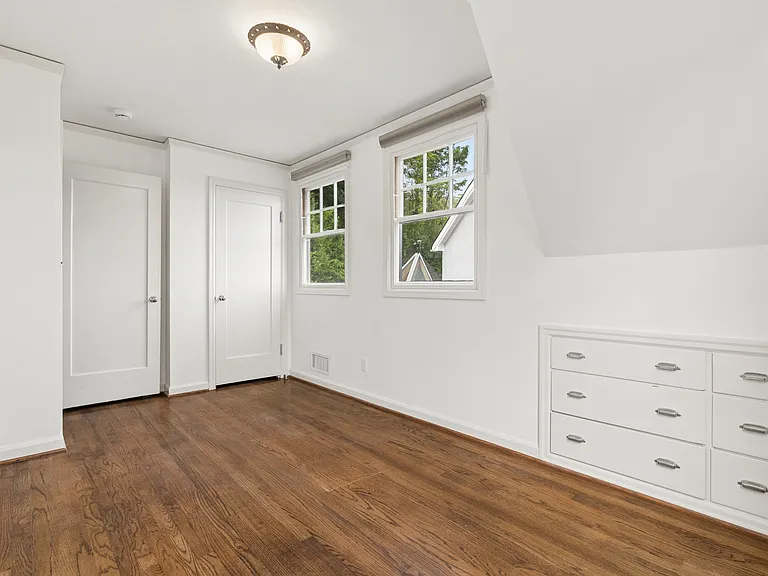 1524 SW Myrtle St — Photo 38