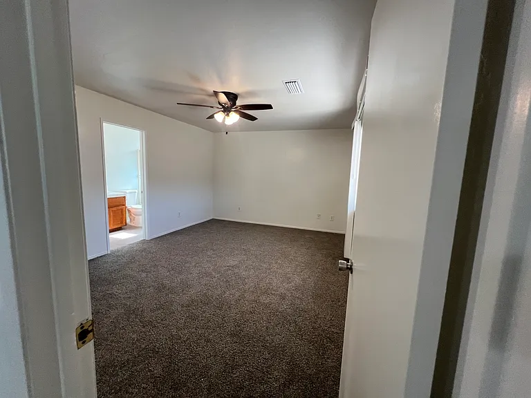 10717 Anacostia Way — Photo 17