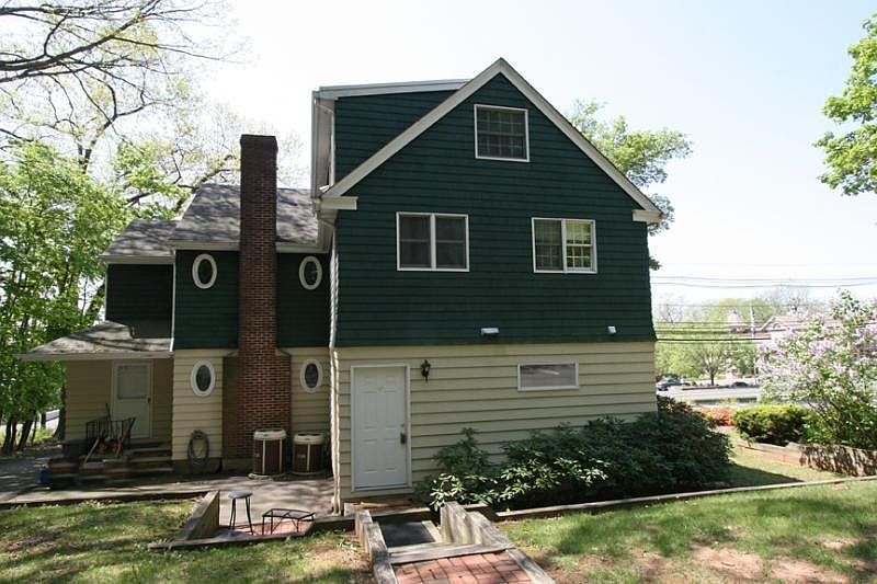 Exterior & patio