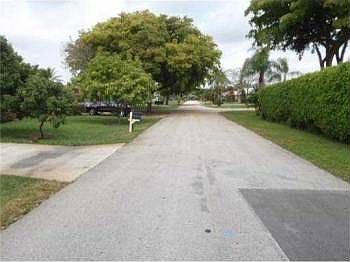 2nd image of 4111 Coral Springs Dr