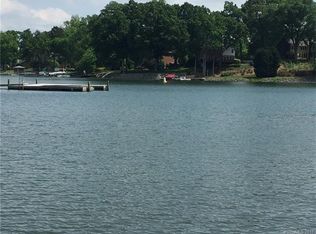 181 Whippoorwill Rd, Mooresville, NC 28117