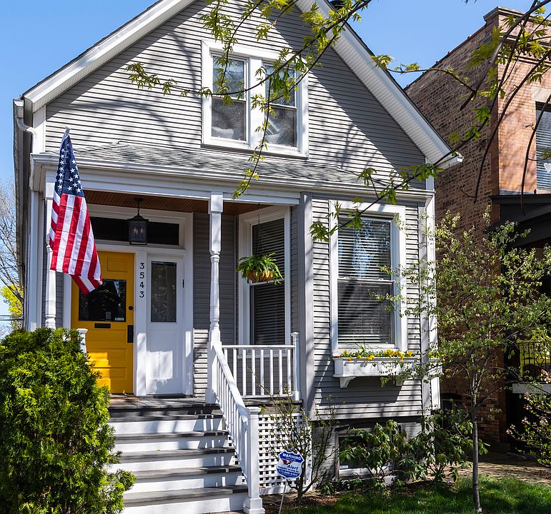 1st image of 3543 N Hoyne Ave