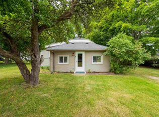 1020 Atkins Rd, Petoskey, MI 49770