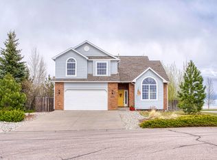 2211 Bluffs Ridge Dr, Gillette, WY 82718