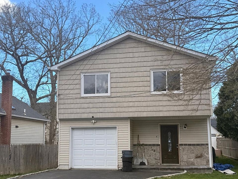 1st image of 116 Hampton Avenue
