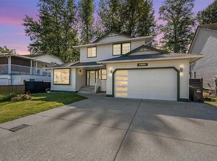 2989 Creekside Dr, Abbotsford, BC V2T 5K3