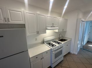 1357 Adams St NE APT 4, Washington, DC